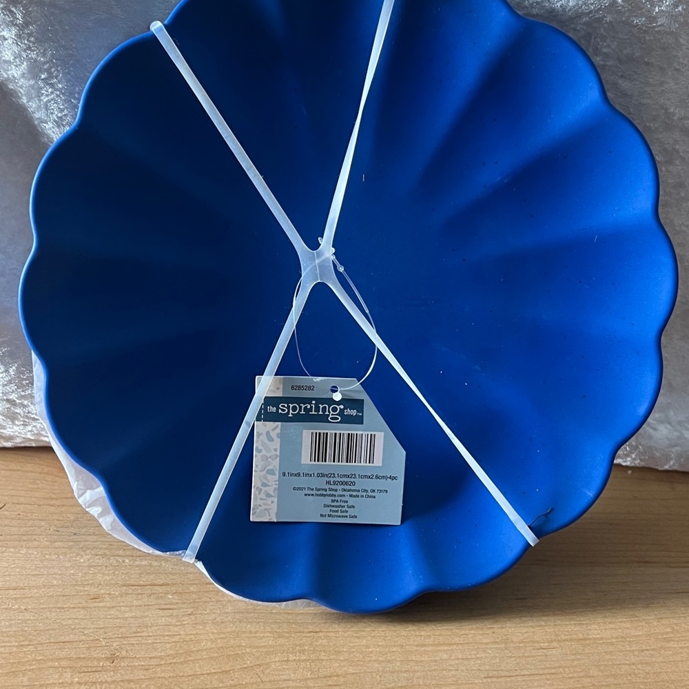 Blue Fluted Silicone Baking Pan